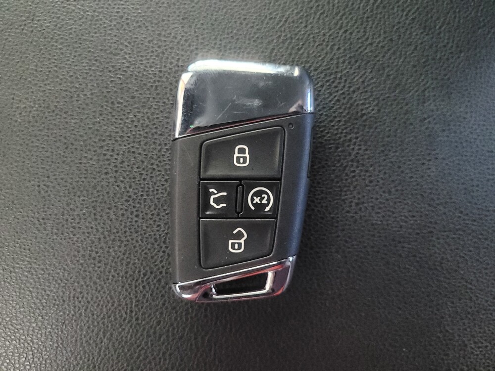 2020 Volkswagen Atlas in Pelham, AL 35124 - 18138530 32
