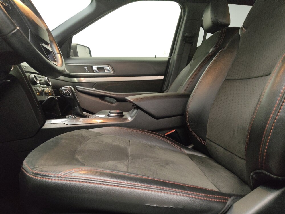 2018 Ford Explorer in Fort Worth, TX 76116 - 18138543 17