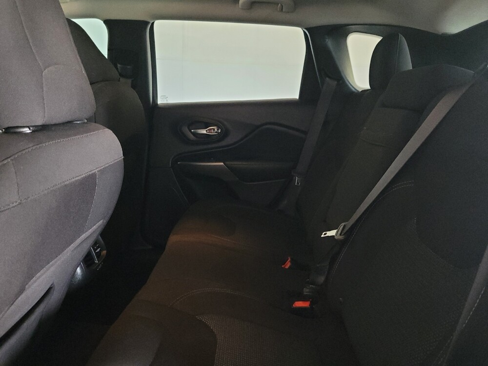 2019 Jeep Cherokee in Arlington, TX 76011 - 18138544 18