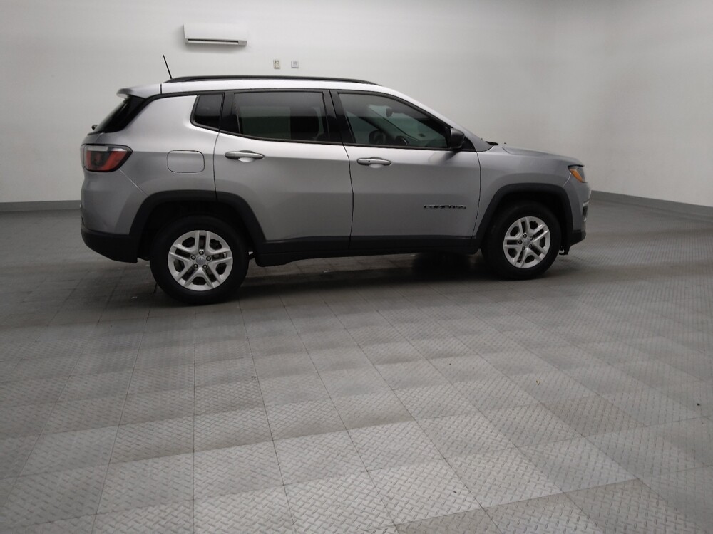 2018 Jeep Compass in Oklahoma City, OK 73139 - 18138546 10