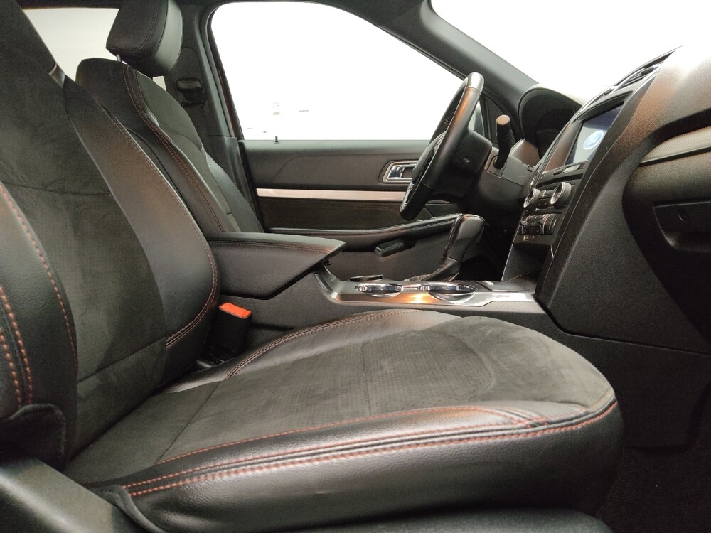 2018 Ford Explorer in Oklahoma City, OK 73139 - 18138547 21