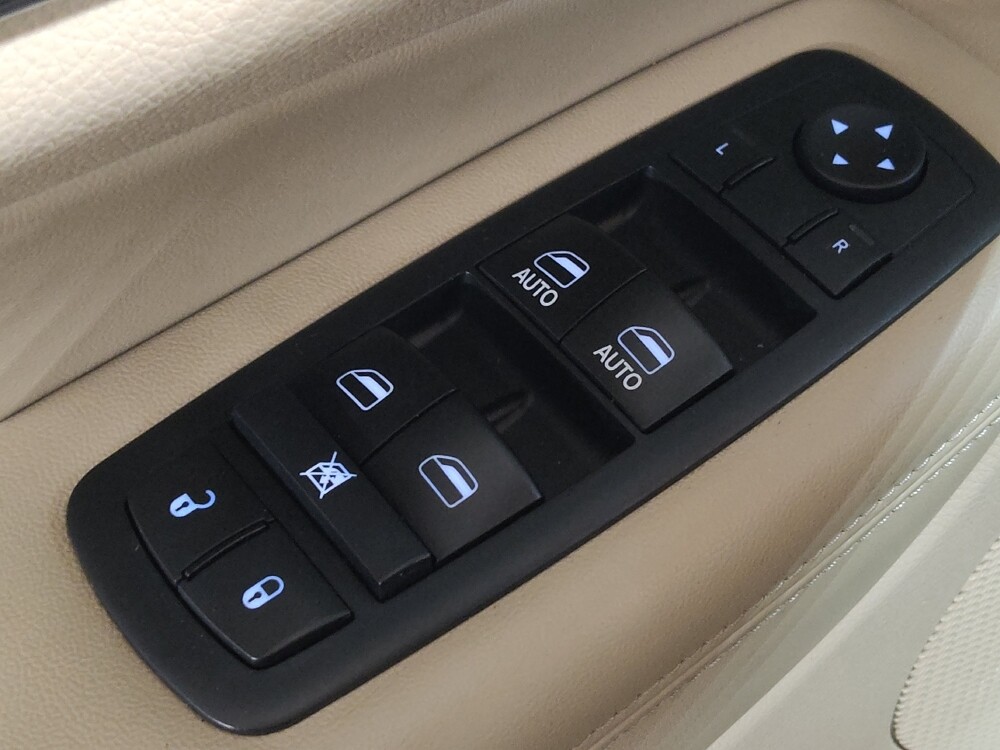 2017 Jeep Grand Cherokee in Fort Worth, TX 76116 - 18138549 27