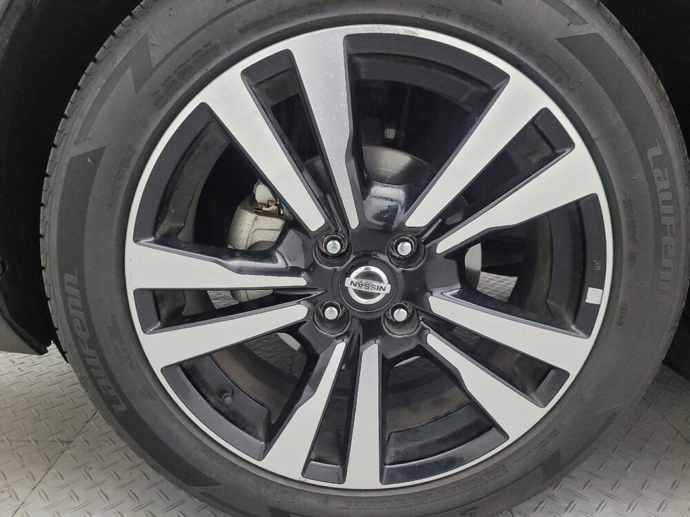 2019 Nissan Kicks in Mesa, AZ 85210 - 18138555 31