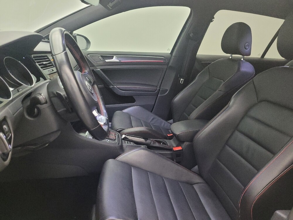 2018 Volkswagen GTI in Phoenix, AZ 85015 - 18138561 17