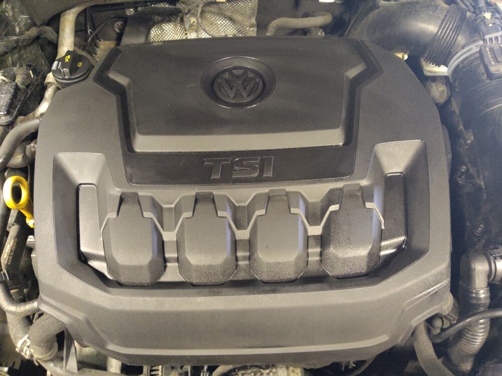 2019 Volkswagen Tiguan in Glendale, AZ 85301 - 18138562 30