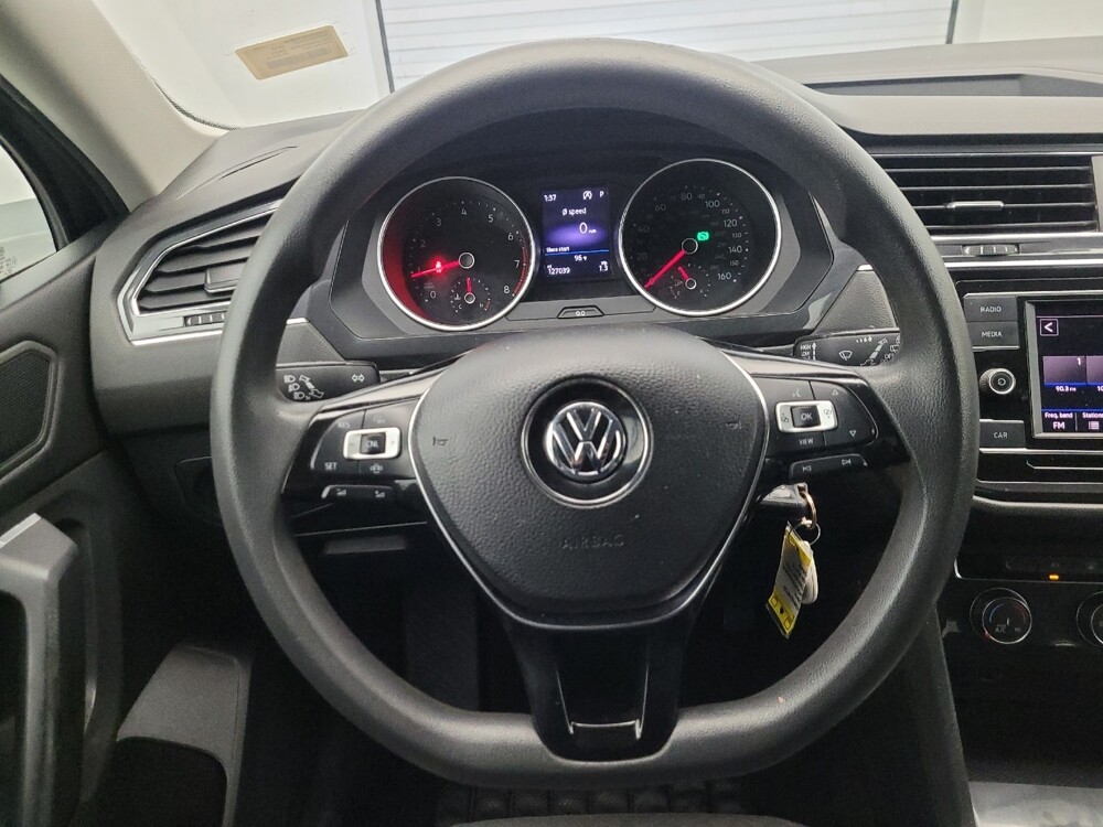 2019 Volkswagen Tiguan in Glendale, AZ 85301 - 18138562 22