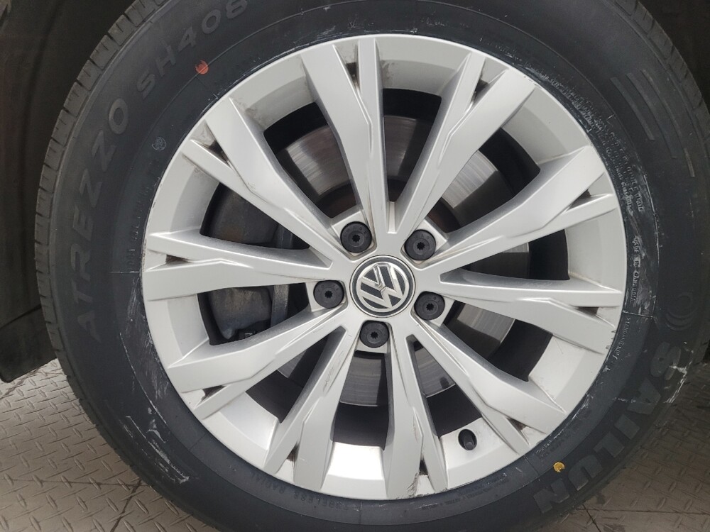 2019 Volkswagen Tiguan in Glendale, AZ 85301 - 18138562 31