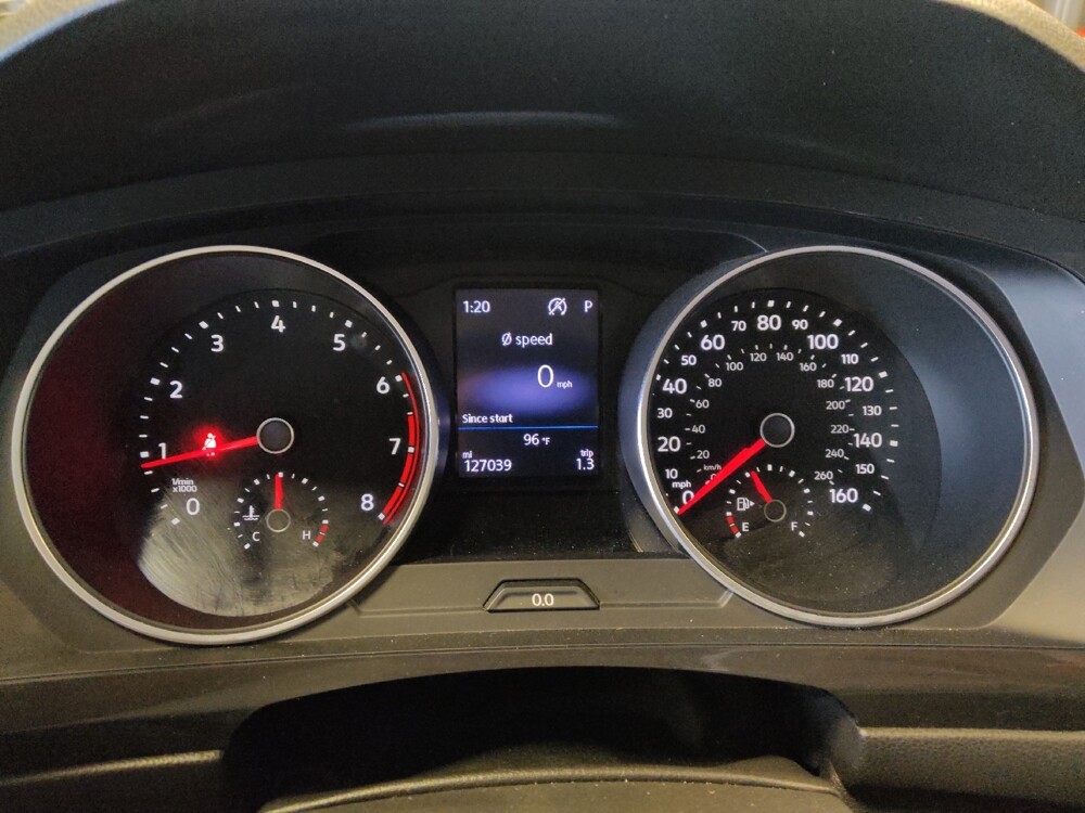 2019 Volkswagen Tiguan in Glendale, AZ 85301 - 18138562 23