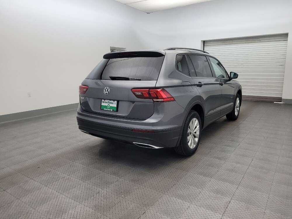 2019 Volkswagen Tiguan in Glendale, AZ 85301 - 18138562 9