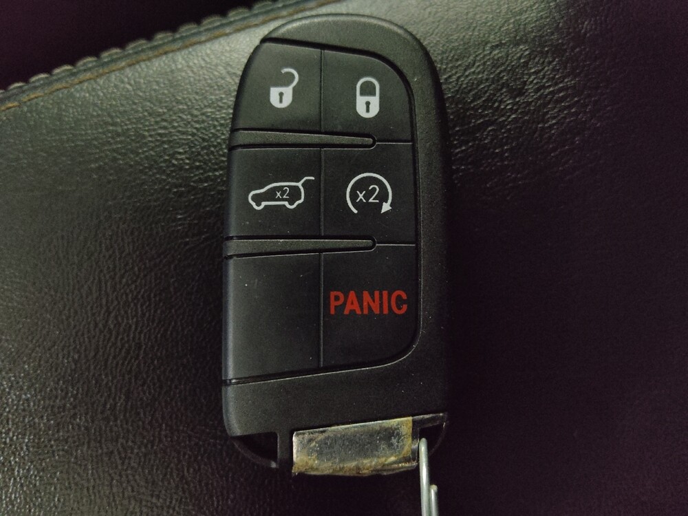 2020 Jeep Compass in Stone Mountain, GA 30083 - 18138570 32