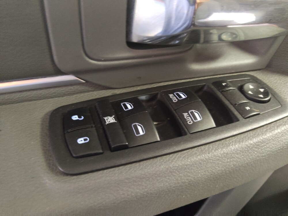 2015 RAM 1500 in Tampa, FL 33612 - 18138575 27