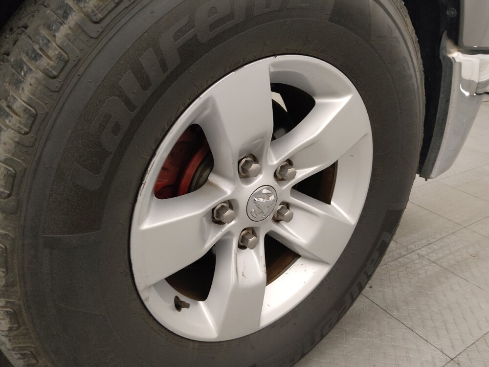 2015 RAM 1500 in Tampa, FL 33612 - 18138575 31