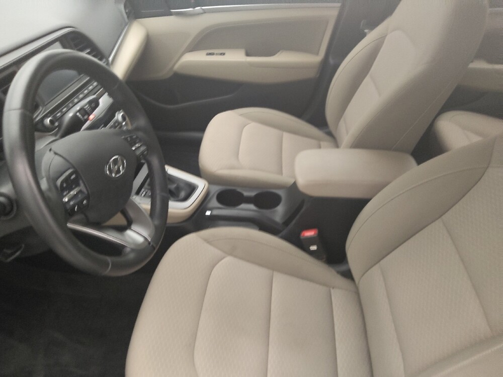 2020 Hyundai Elantra in Tallahassee, FL 32304 - 18138579 17