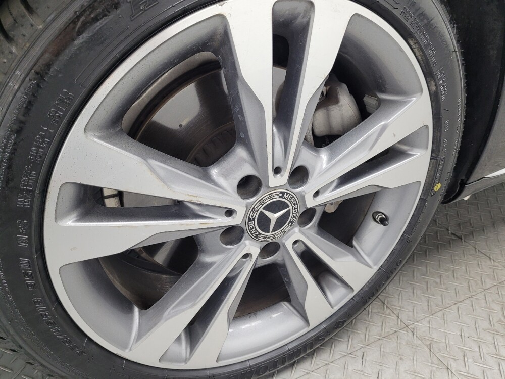 2018 Mercedes-Benz C 300 in Las Vegas, NV 89104 - 18138585 31