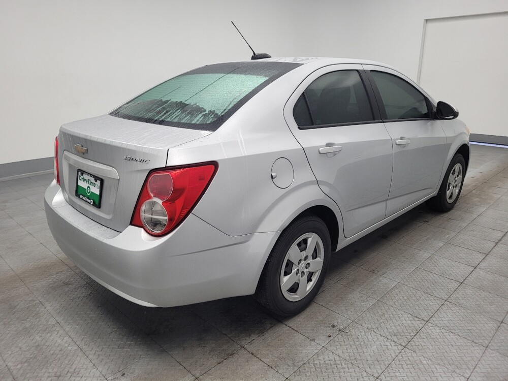 2015 Chevrolet Sonic in Memphis, TN 38128 - 18138587 9