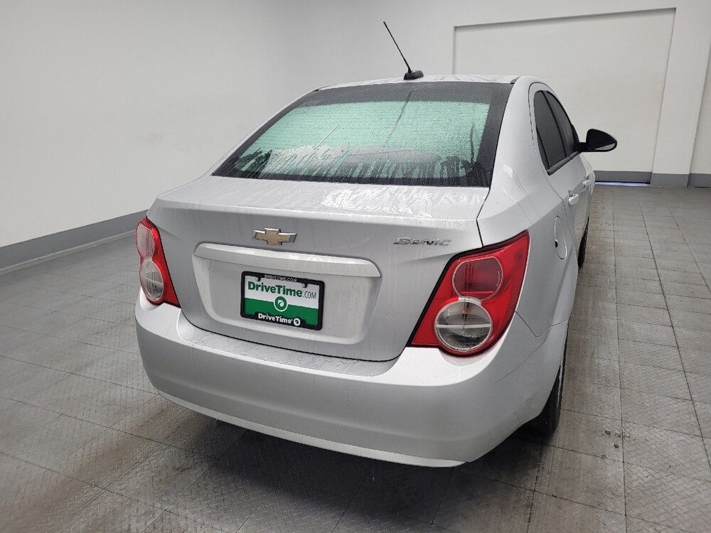 2015 Chevrolet Sonic in Memphis, TN 38128 - 18138587 7