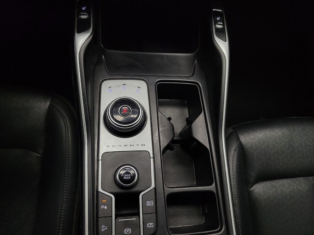 2021 Kia Sorento in Las Vegas, NV 89104 - 18138589 26