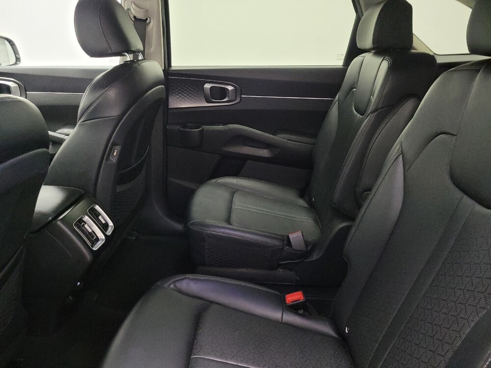 2021 Kia Sorento in Las Vegas, NV 89104 - 18138589 18