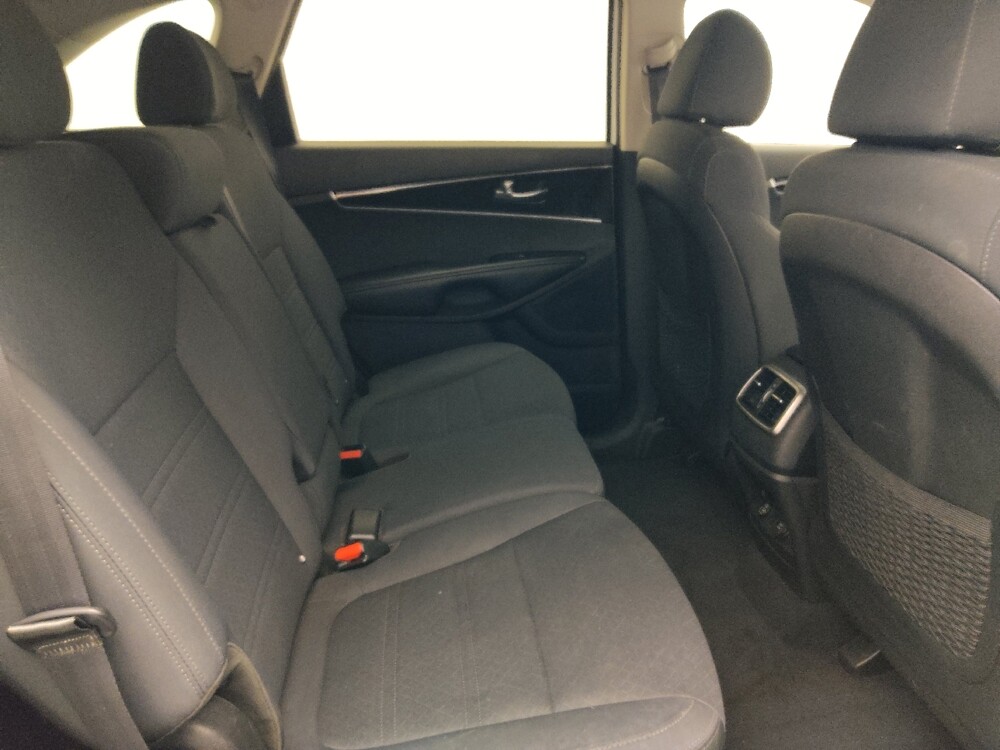 2020 Kia Sorento in Jacksonville, FL 32225 - 18138602 19