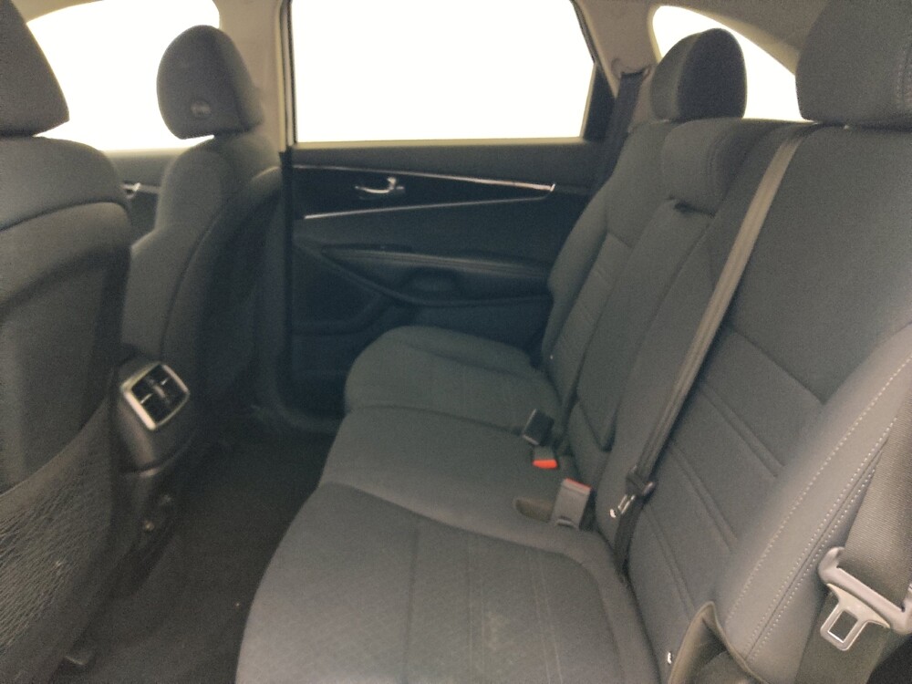 2020 Kia Sorento in Jacksonville, FL 32225 - 18138602 18