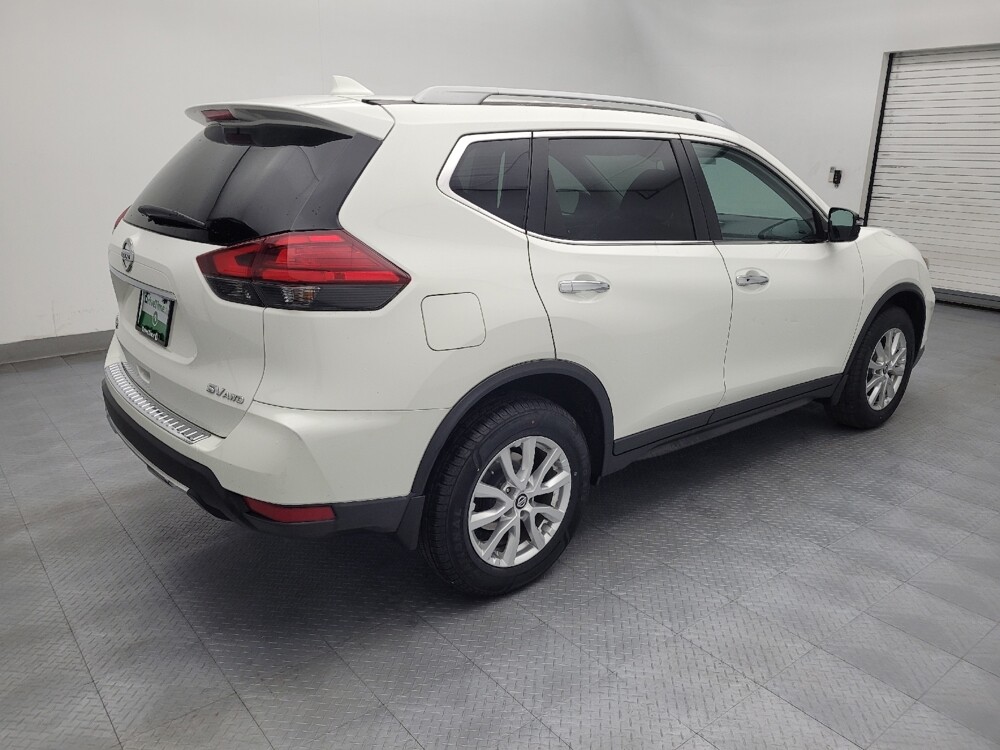 2017 Nissan Rogue in Salem, VA 24153 - 18138605 10
