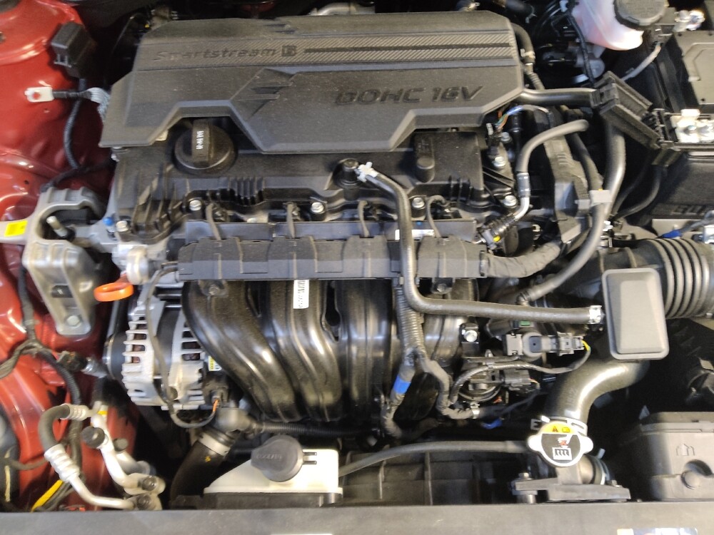 2024 Hyundai Elantra in Winston-Salem, NC 27103 - 18138612 30