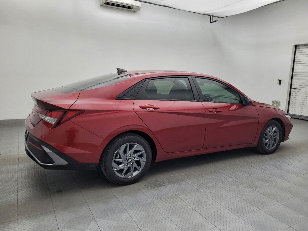 2024 Hyundai Elantra in Winston-Salem, NC 27103 - 18138612 10
