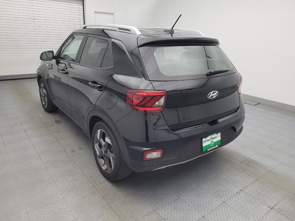 2024 Hyundai Venue in Gastonia, NC 28056 - 18138616 5