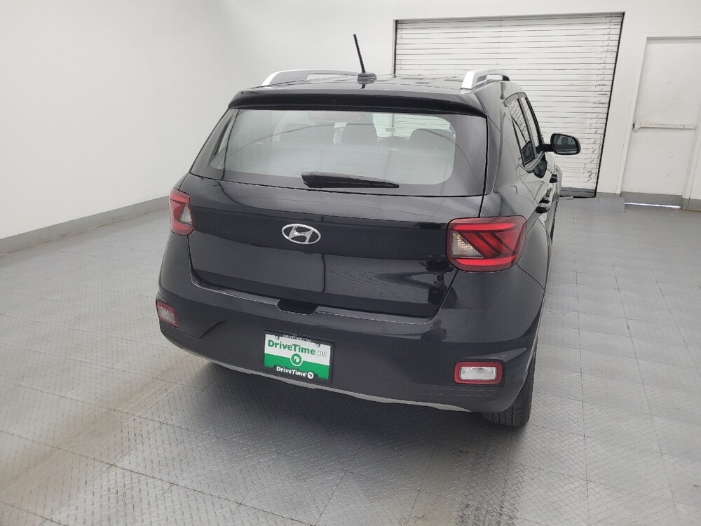 2024 Hyundai Venue in Gastonia, NC 28056 - 18138616 7