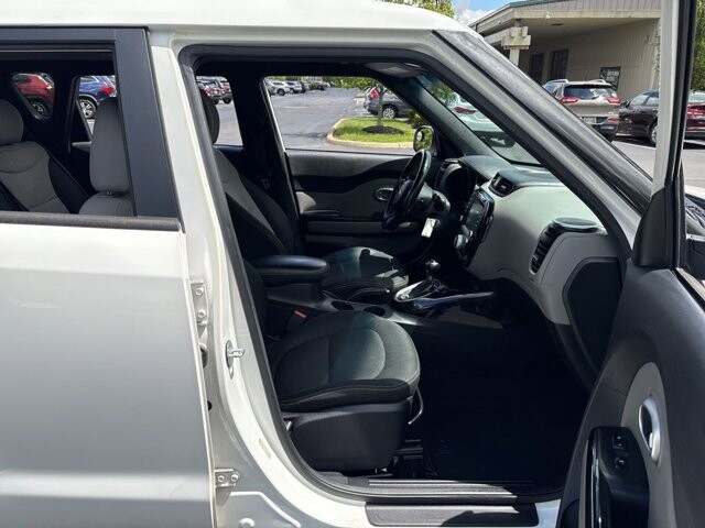 2015 Kia Soul in Marysville, OH 43040 - 18138623 35