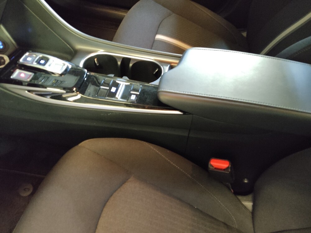 2023 Hyundai Sonata in Greensboro, NC 27407 - 18138625 26