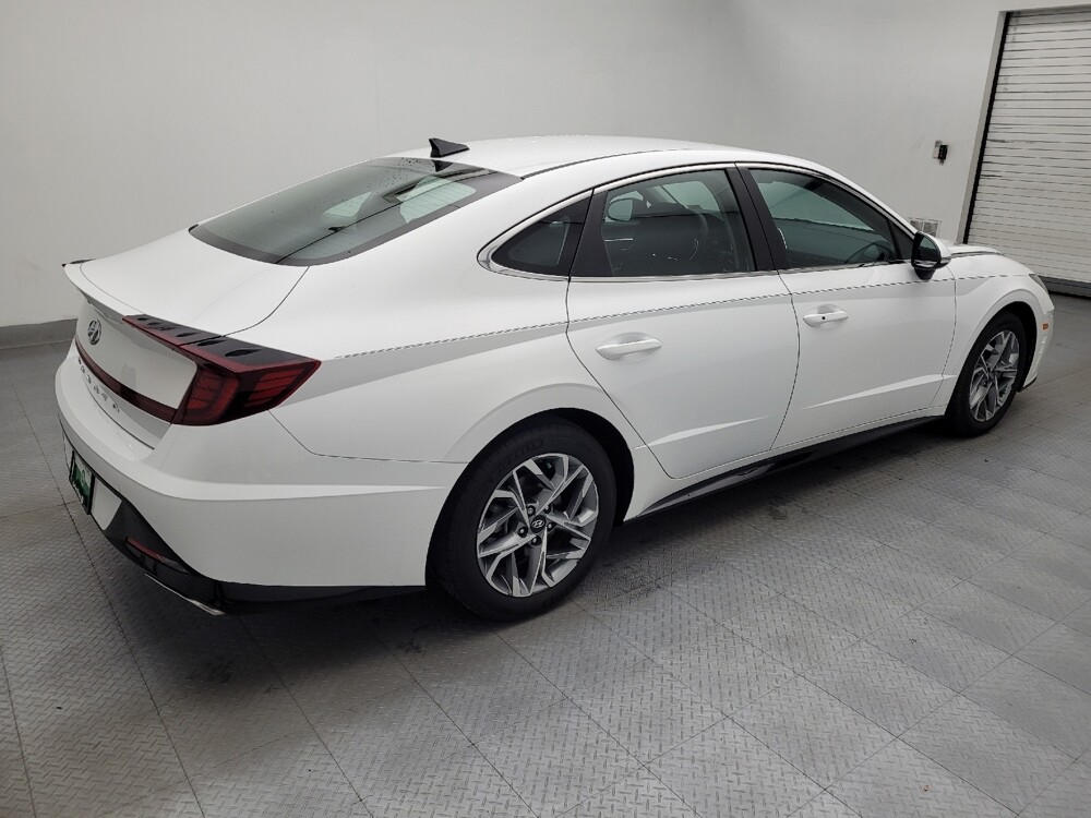 2023 Hyundai Sonata in Greensboro, NC 27407 - 18138625 10