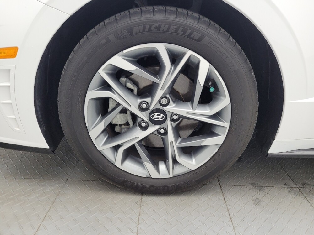 2023 Hyundai Sonata in Greensboro, NC 27407 - 18138625 31
