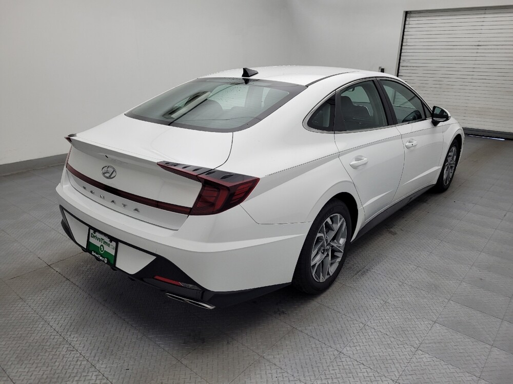 2023 Hyundai Sonata in Greensboro, NC 27407 - 18138625 9