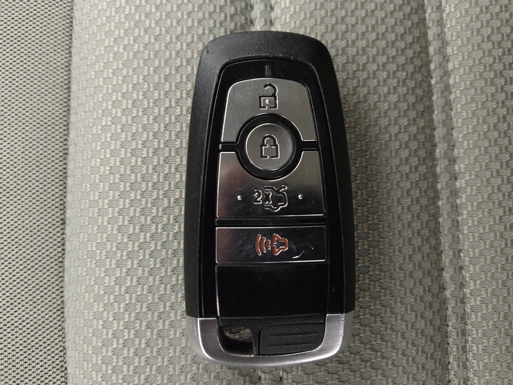 2018 Ford Fusion in Lakewood, CO 80215 - 18138628 32