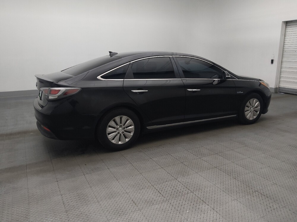 2017 Hyundai Sonata in Mobile, AL 36606 - 18138630 10