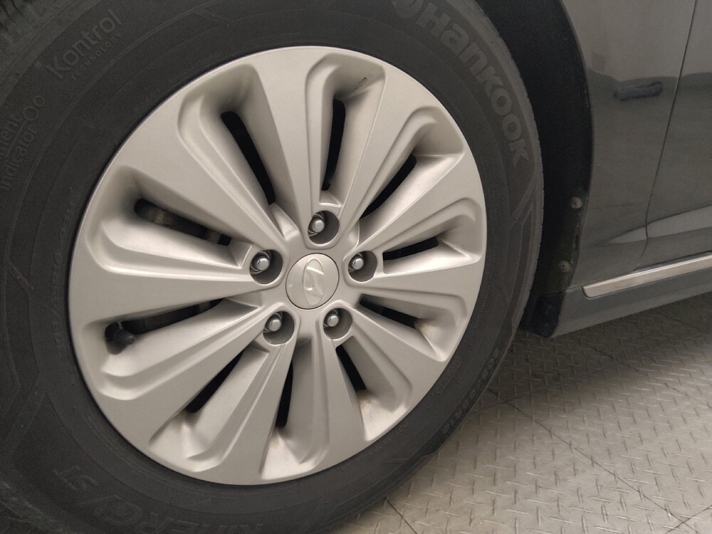 2017 Hyundai Sonata in Mobile, AL 36606 - 18138630 31