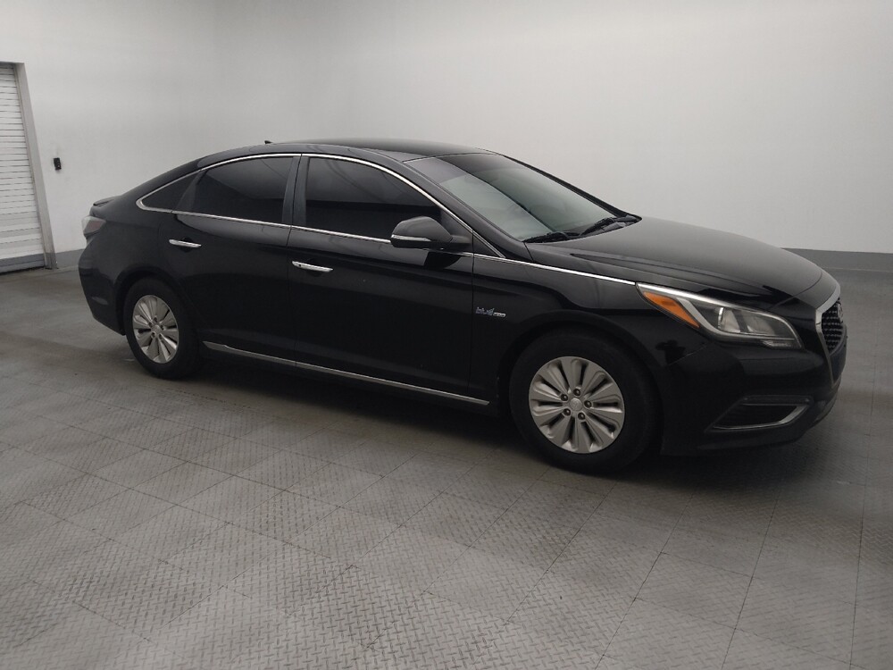 2017 Hyundai Sonata in Mobile, AL 36606 - 18138630 11