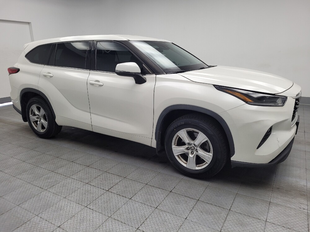 2021 Toyota Highlander in Memphis, TN 38128 - 18138632 11