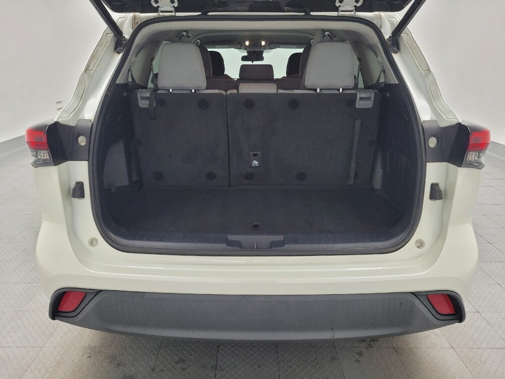 2021 Toyota Highlander in Memphis, TN 38128 - 18138632 29
