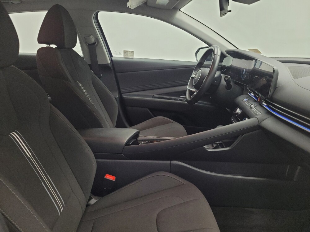 2025 Hyundai Elantra in Madison, TN 37115 - 18138639 21