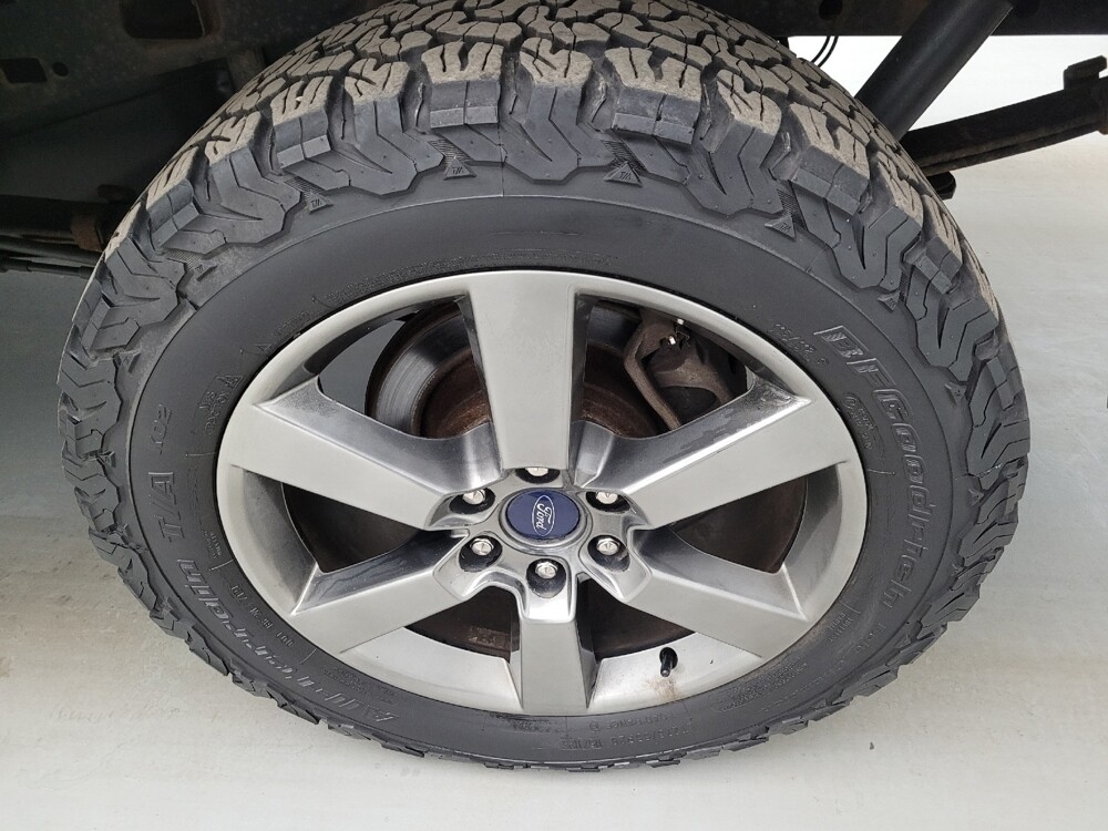 2015 Ford F150 in Maple Heights, OH 44137 - 18138654 31
