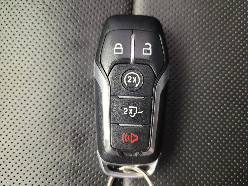 2015 Ford F150 in Maple Heights, OH 44137 - 18138654 32