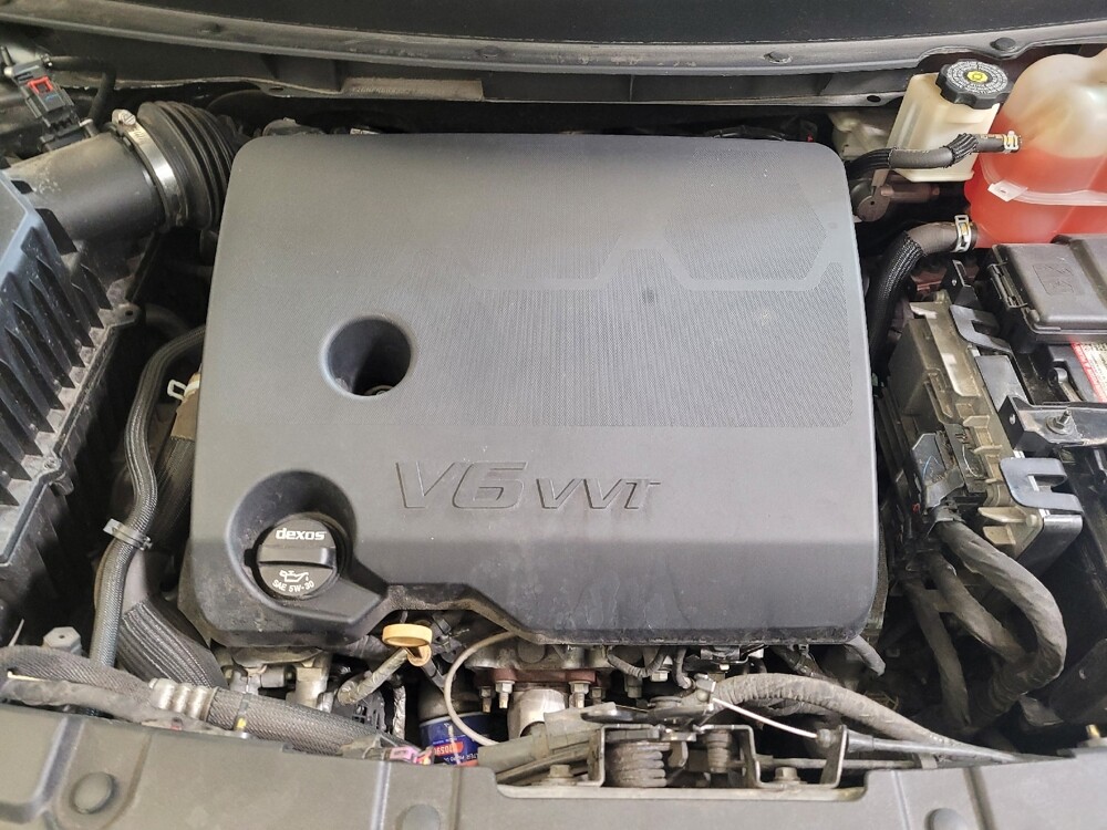 2018 Chevrolet Traverse in Cincinnati, OH 45255 - 18138656 30