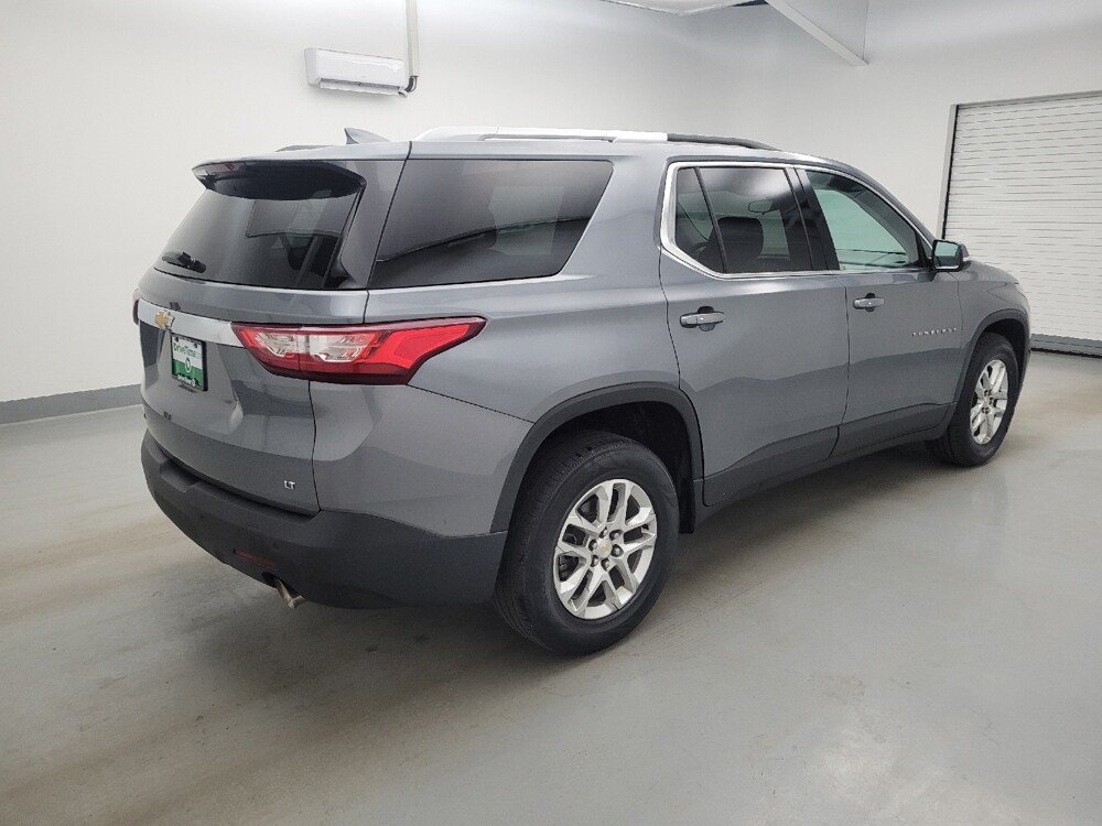 2018 Chevrolet Traverse in Cincinnati, OH 45255 - 18138656 10