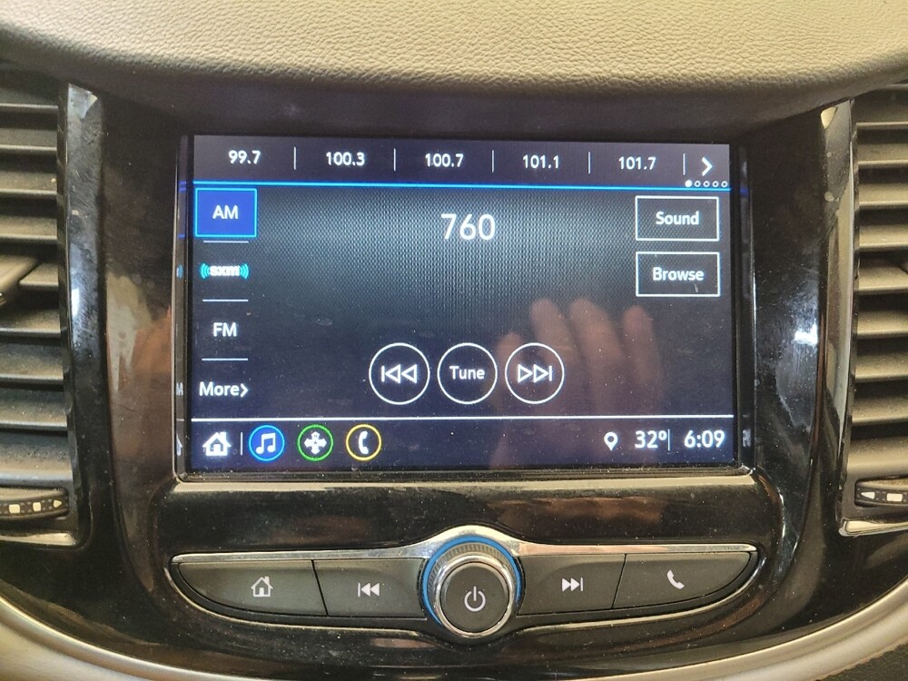 2019 Chevrolet Trax in Fairfield, OH 45014 - 18138658 25