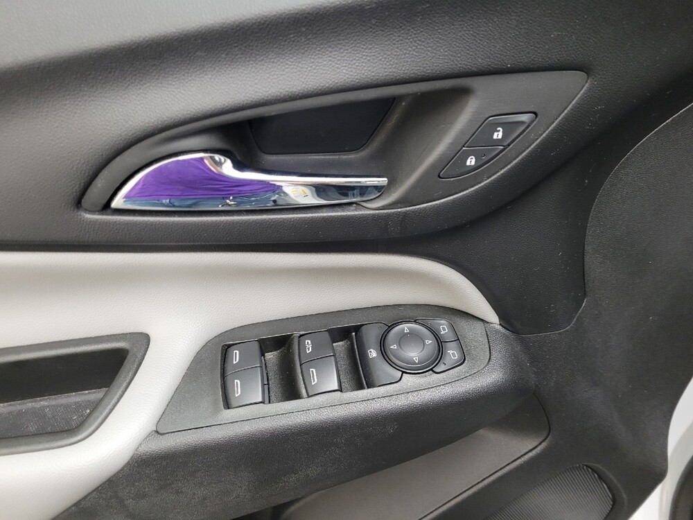 2022 Chevrolet Equinox in Allentown, PA 18103 - 18138669 27