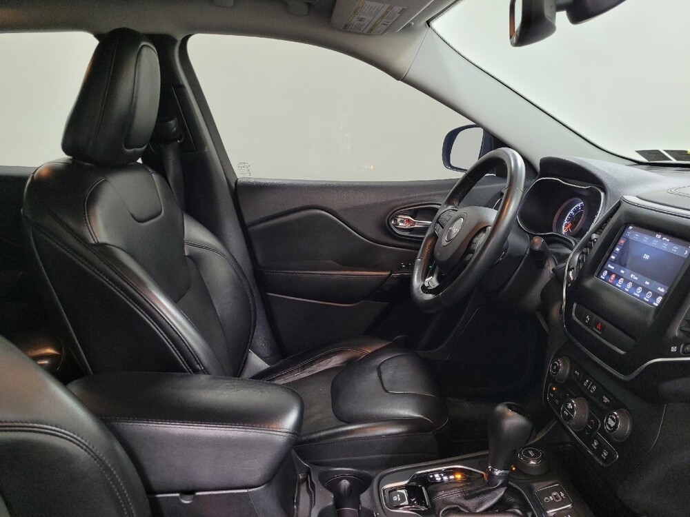 2019 Jeep Cherokee in Pittsburgh, PA 15236 - 18138678 21
