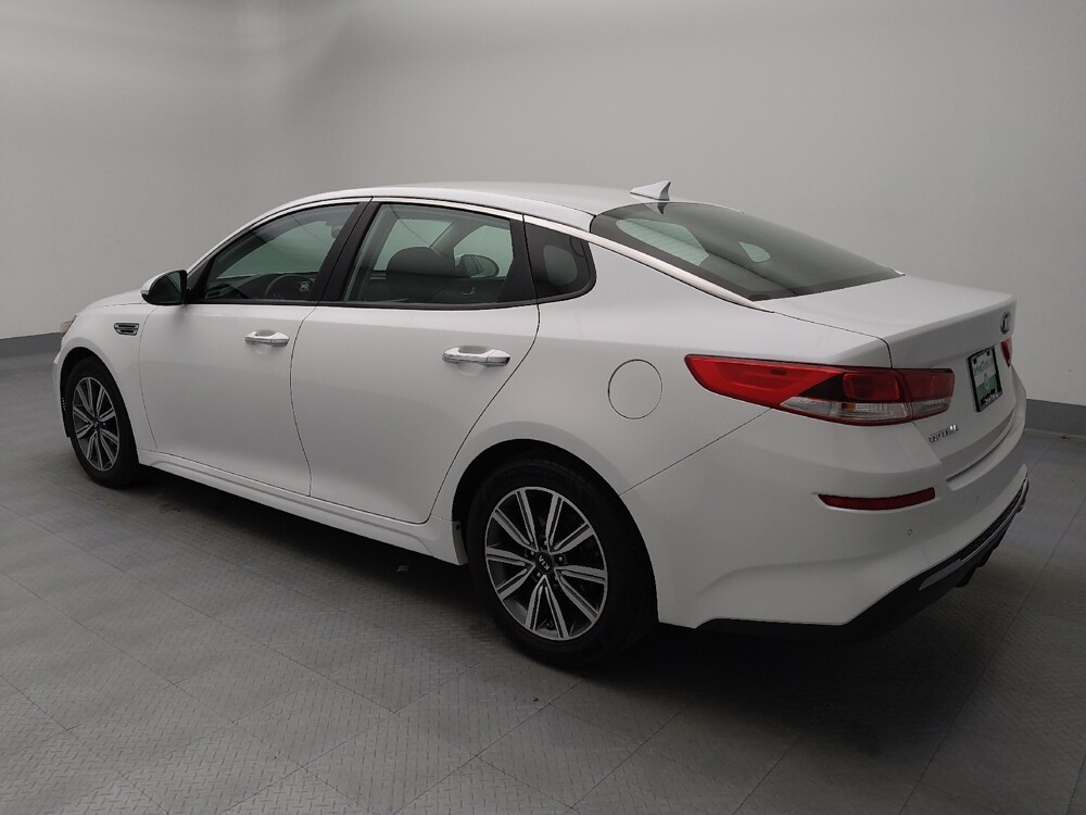 2019 Kia Optima in St. Louis, MO 63136 - 18138681 3