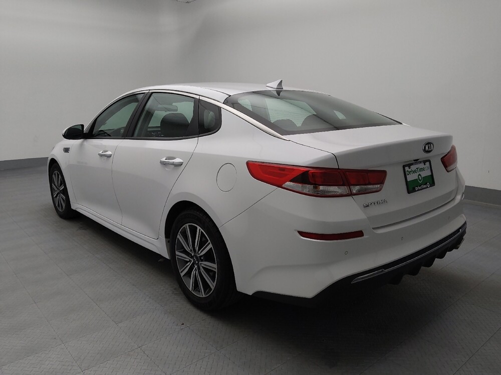 2019 Kia Optima in St. Louis, MO 63136 - 18138681 5